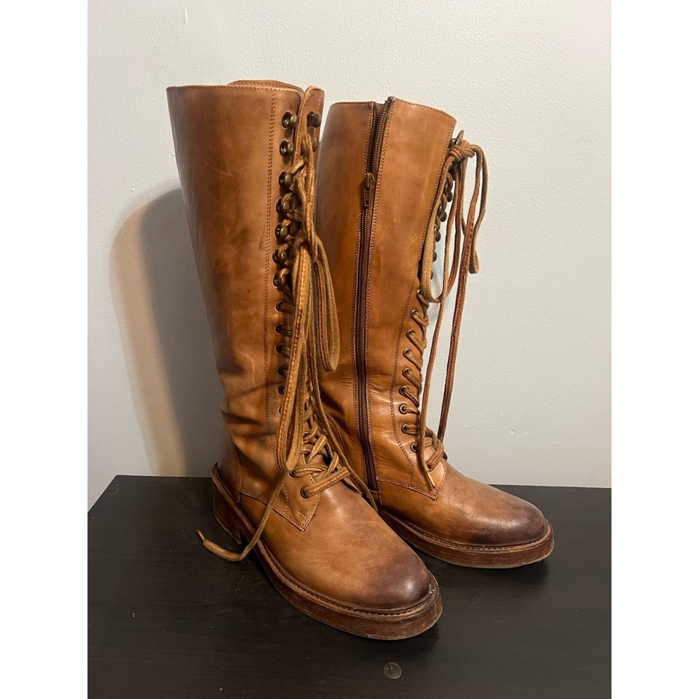 Vintage Foundry brown lace up boots